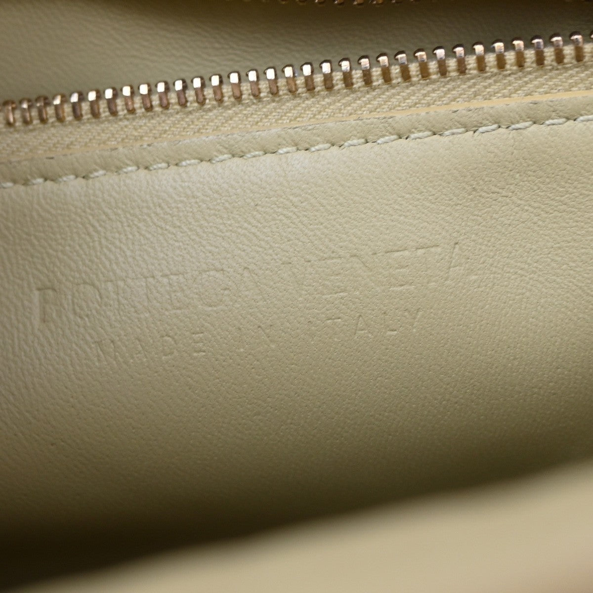 Bottega Veneta Cassette Padded Maxi Intrecciato Leather, Beige, Leather, Crossbody Bag