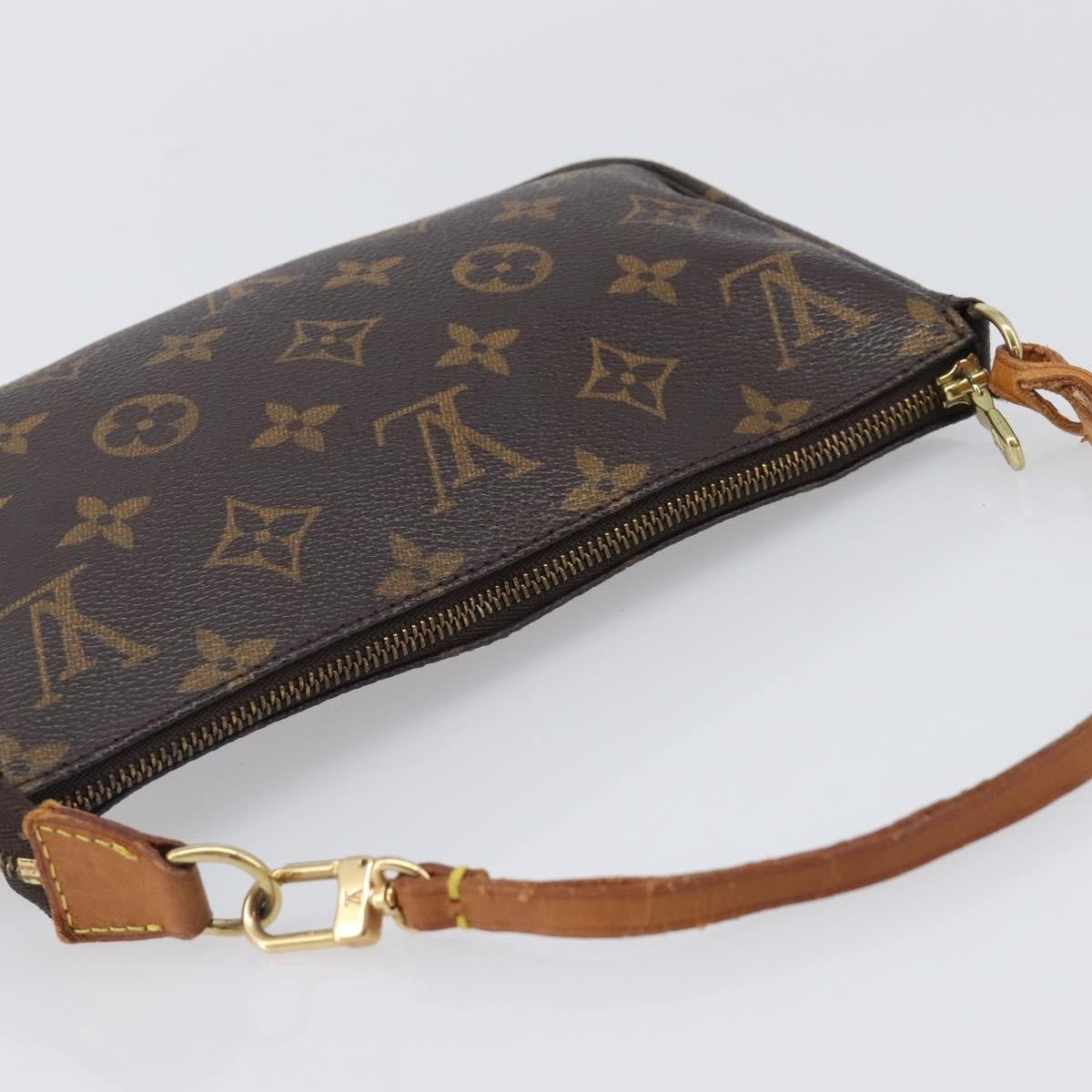 Louis Vuitton Pochette Accessoires Monogram Canvas, Multicolour, Canvas, Clutch
