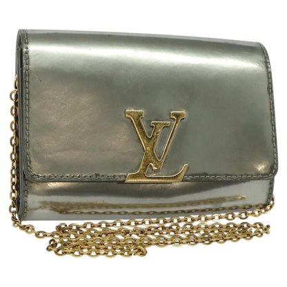 Louis Vuitton Chain Louise Clutch Patent, Silver, Patent Leather, Clutch