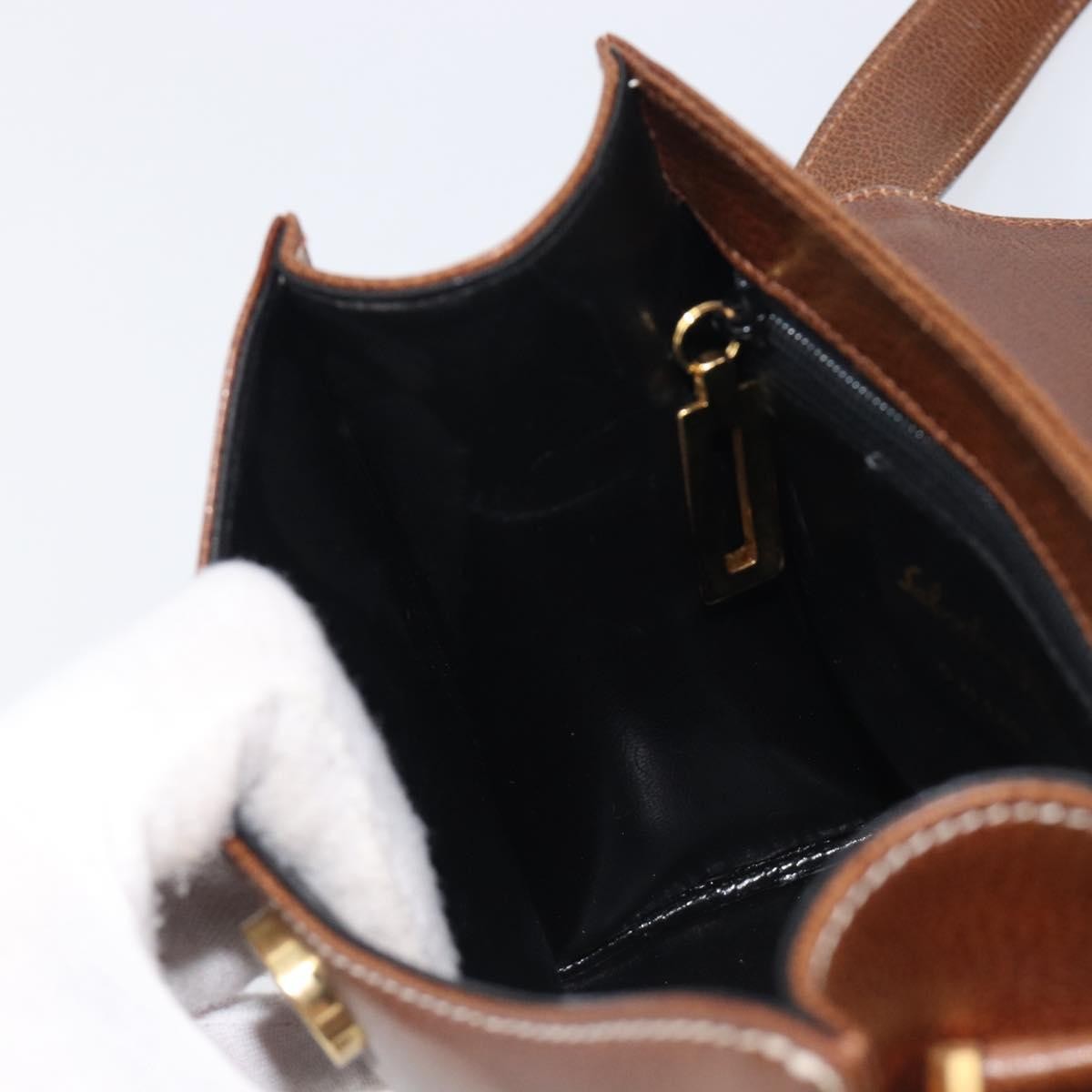 Salvatore Ferragamo Shoulder Bag Leather, Brown, Leather, Shoulder Bag
