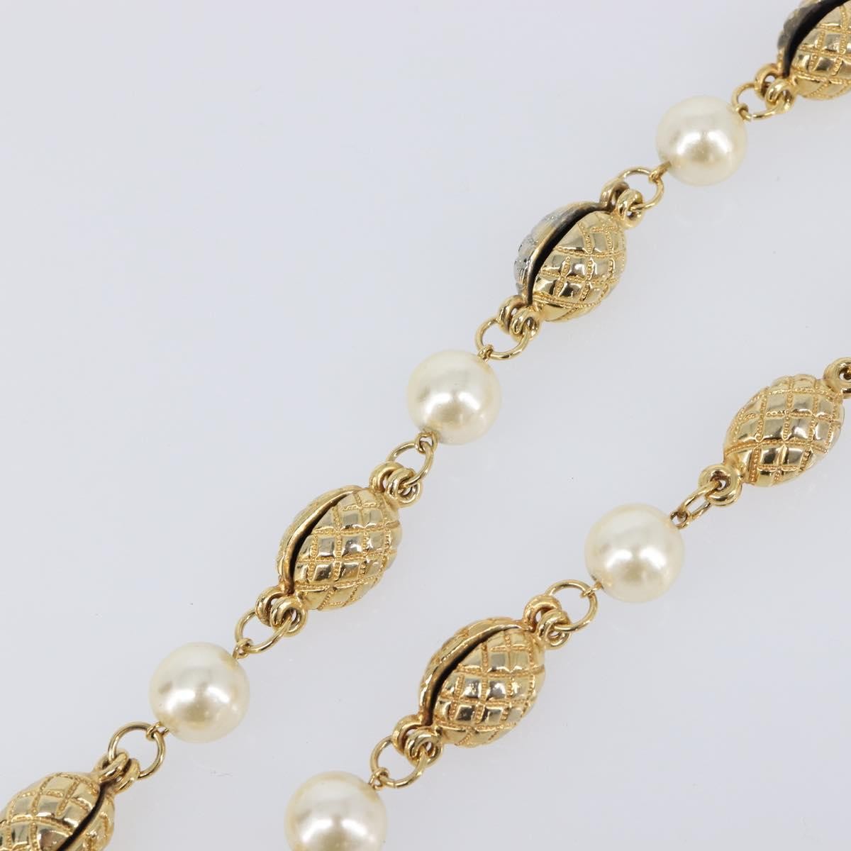 Chanel CC Necklace Faux Pearl and Metal, Gold, Metal, Necklace