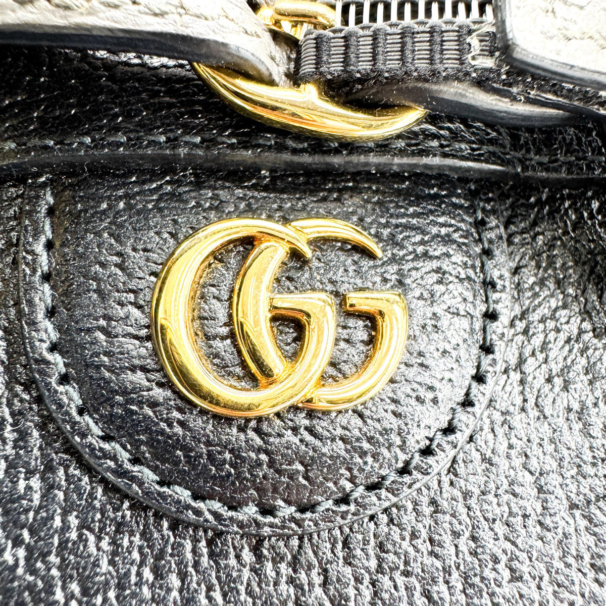 Gucci Diana NM Bamboo Dome Top Handle Leather, Black, Leather, Handbag