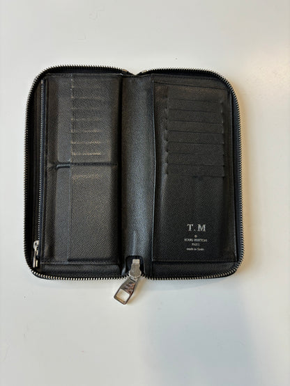 Louis Vuitton Zippy Organizer Taiga Leather, Black, Leather, Wallet