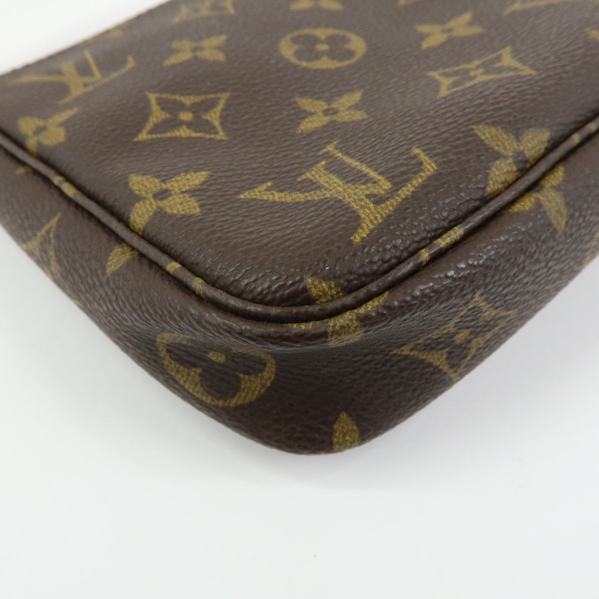 Louis Vuitton Pochette Accessoires NM Monogram Canvas, Brown, Canvas, Clutch