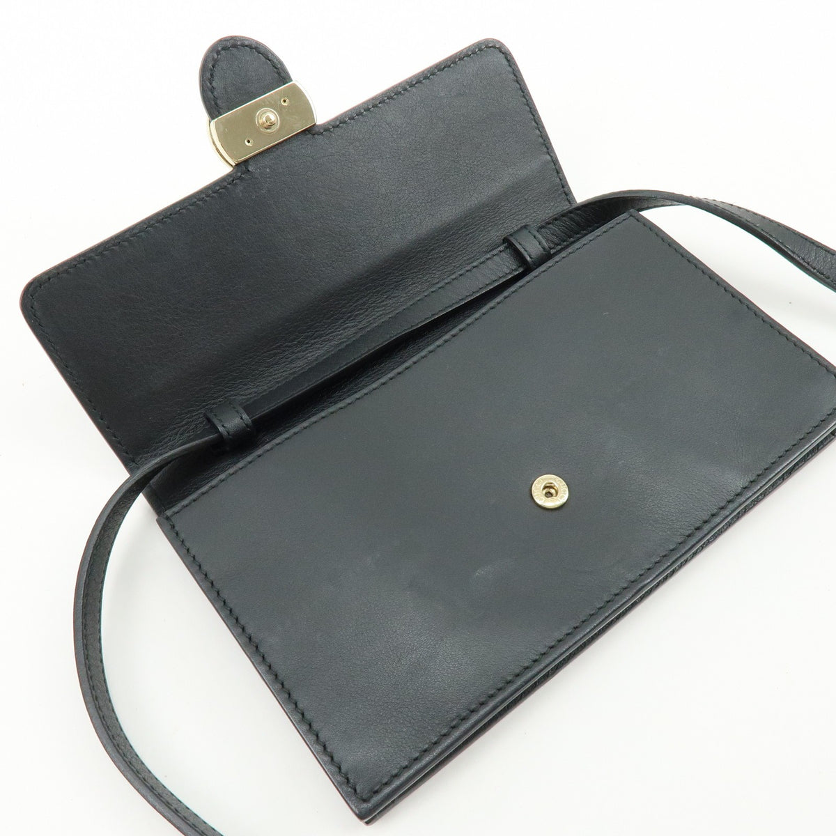 Gucci Interlocking Wallet on Chain Leather, Black, Leather, Crossbody Bag