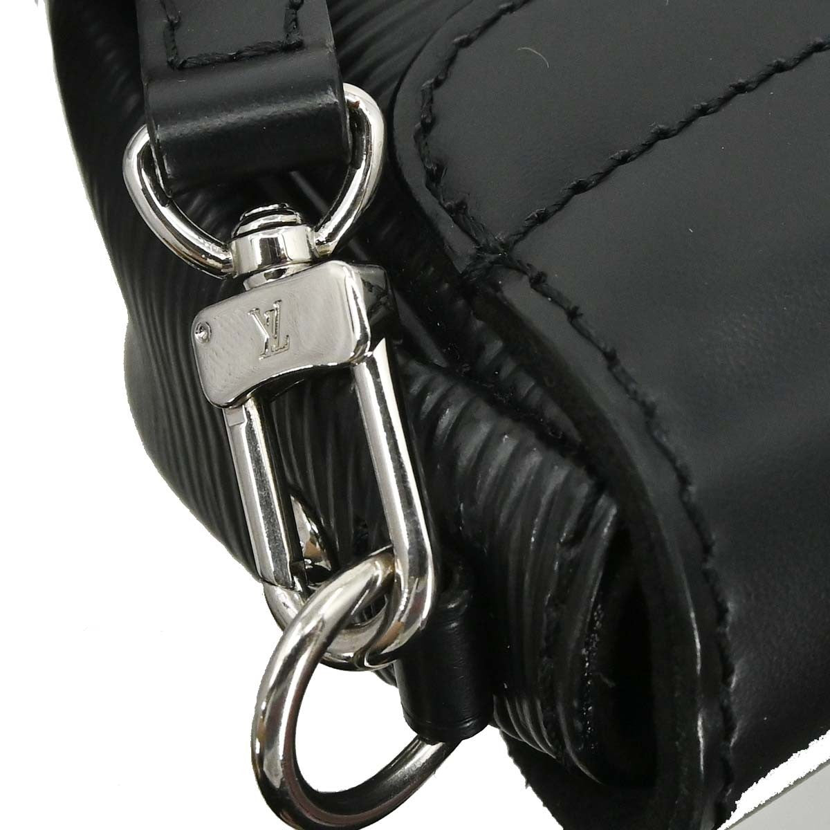 Louis Vuitton Montaigne Epi, Black, Leather, Handbag