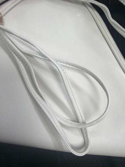 Celine Triangle Leather, White, Leather, Handbag