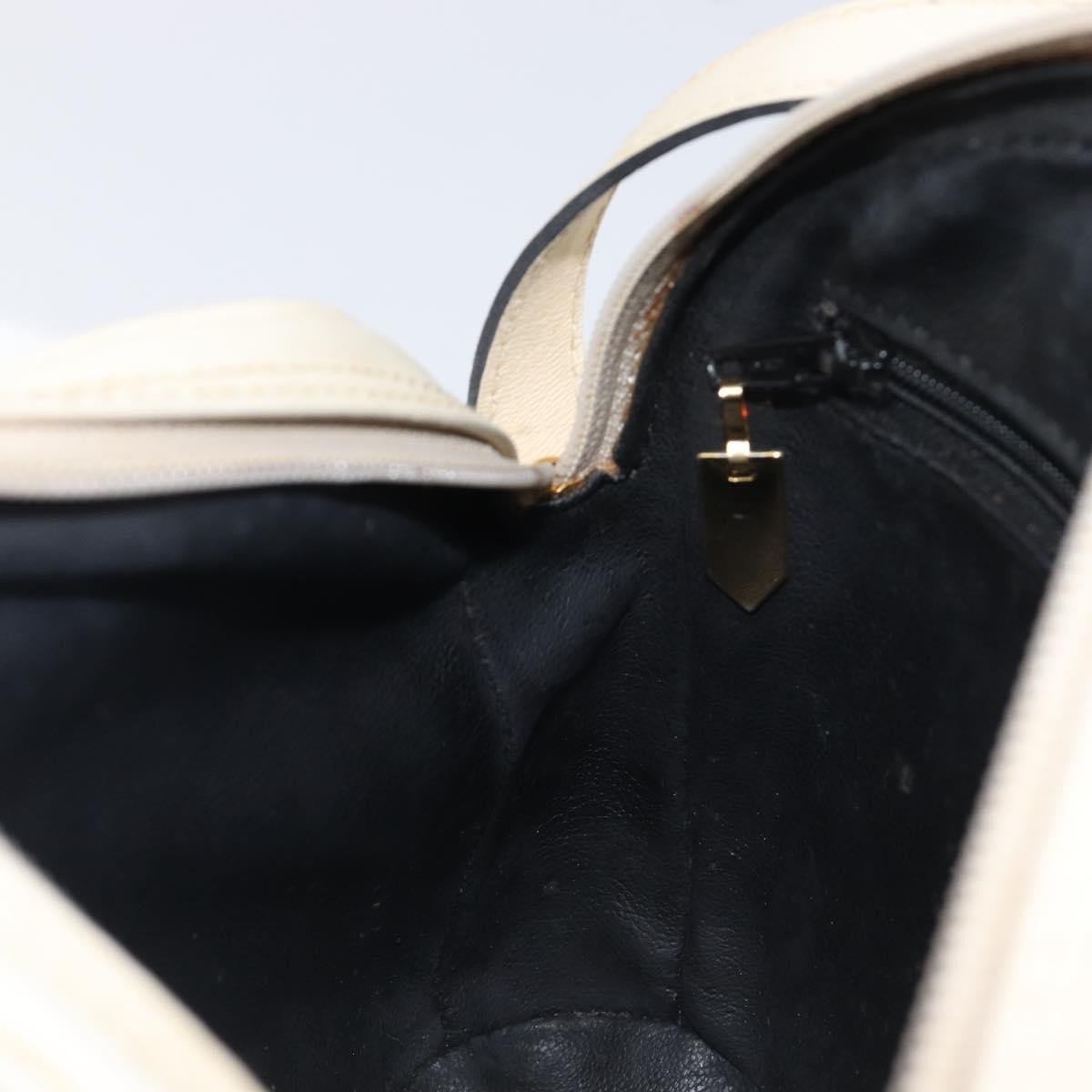 Saint Laurent Vintage Shoulder bag Leather, Beige, Leather, Shoulder Bag