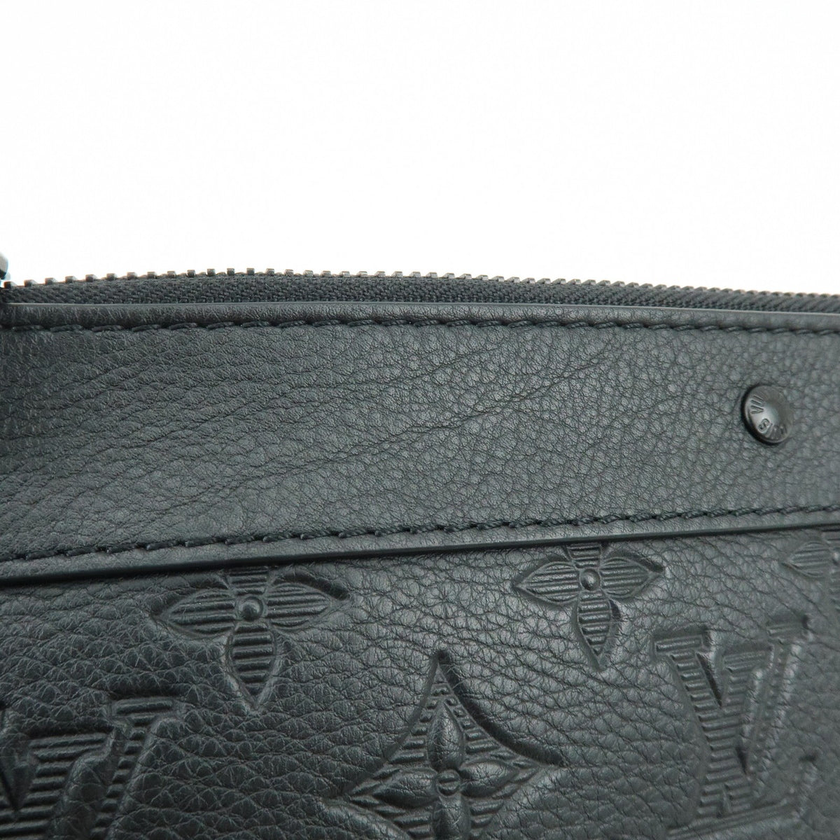 Louis Vuitton Pochette To-Go Monogram Shadow Leather, Black, Leather, Clutch