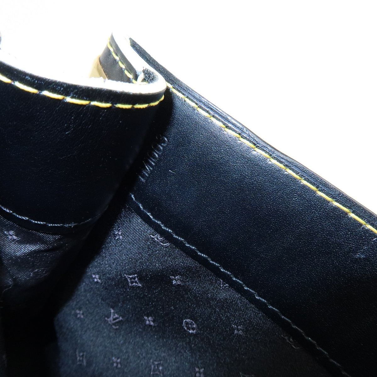 Louis Vuitton Suhali Le Talentueux Leather, Black, Leather, Handbag