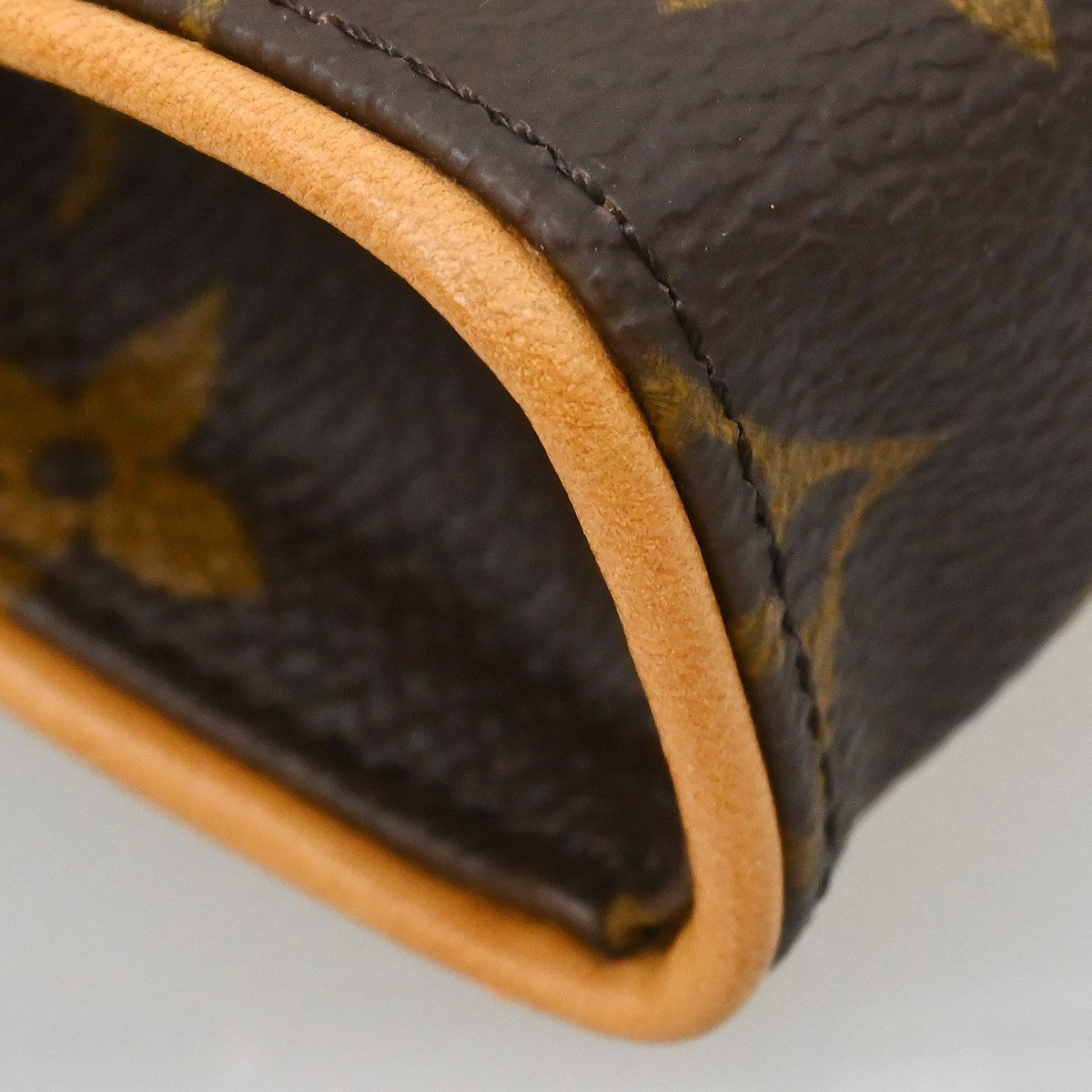 Louis Vuitton Florentine Waist Monogram Canvas, Brown, Canvas, Clutch