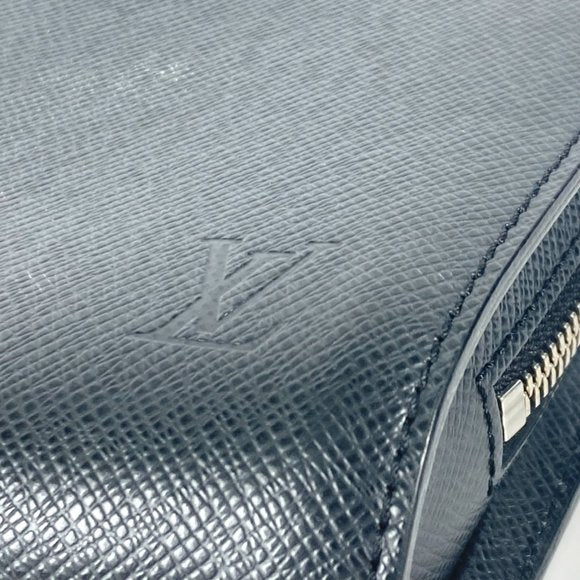 Louis Vuitton Zip Coin Purse Taiga Leather, BLACK, LEATHER, Wallets