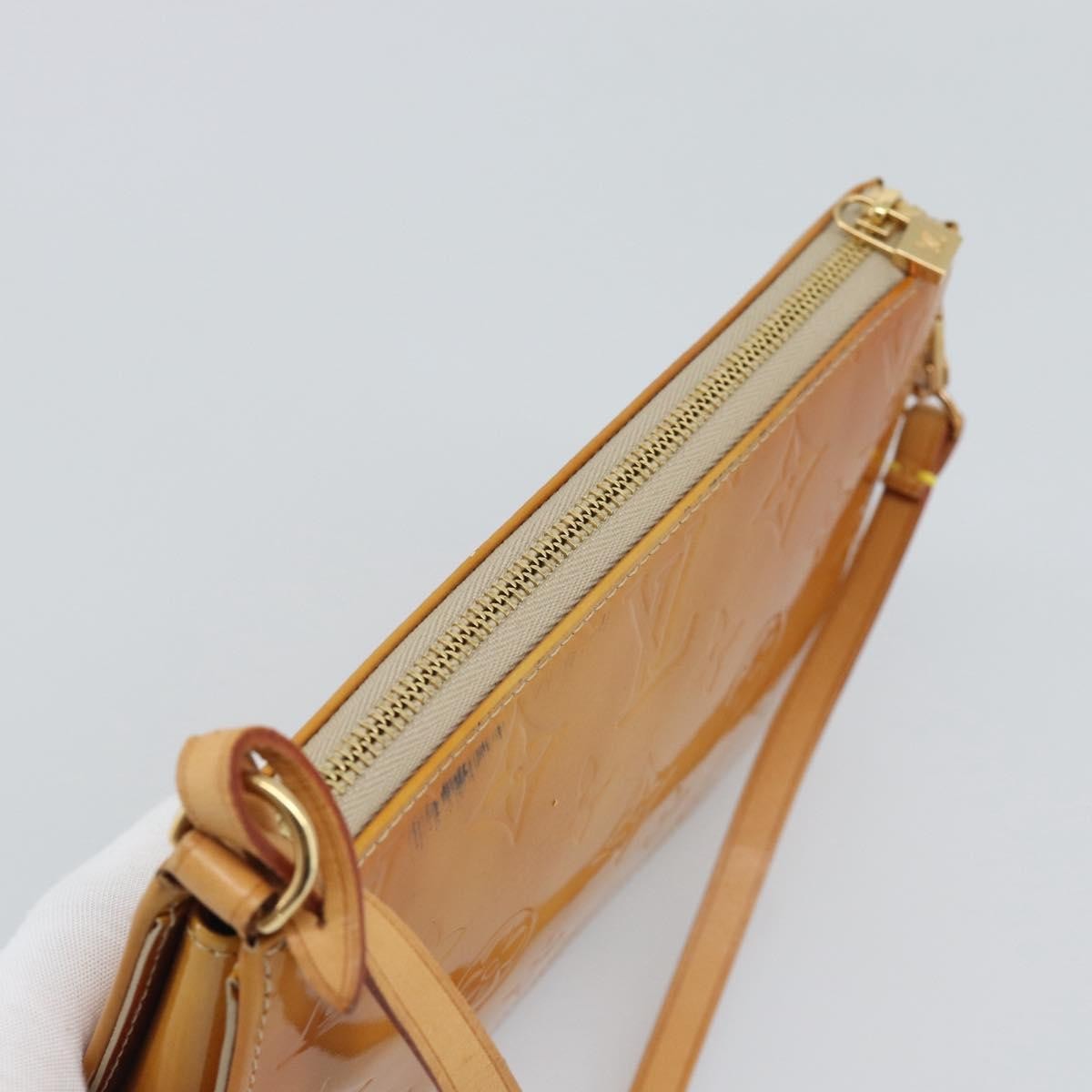 Louis Vuitton Lexington Pochette Patent Leather, Beige, Patent Leather, Clutch