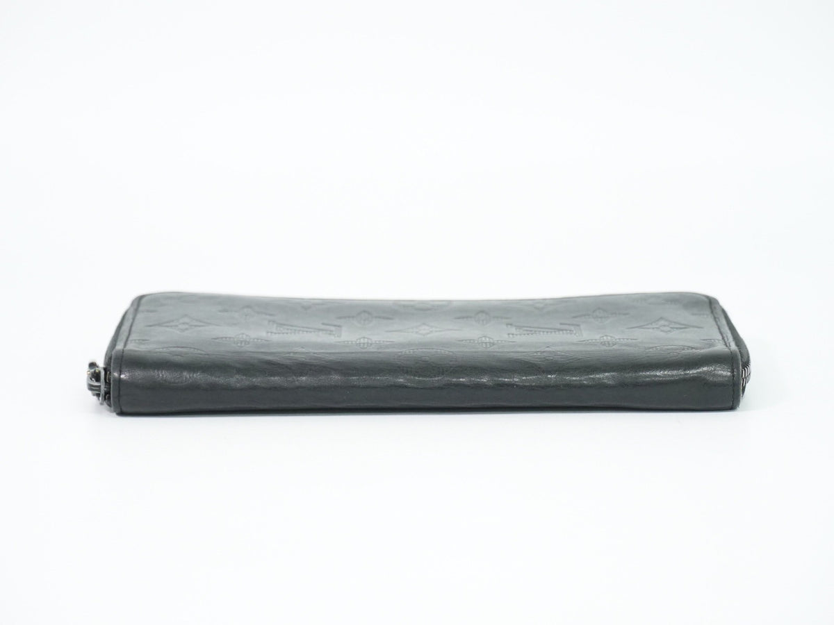 Louis Vuitton Zippy Monogram Shadow Leather, Black, Leather, Wallet