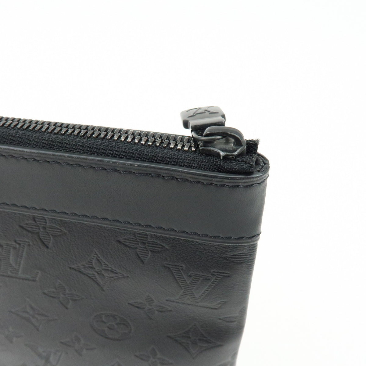 Louis Vuitton Discovery Pochette Monogram Shadow Leather, Black, Leather, Clutch