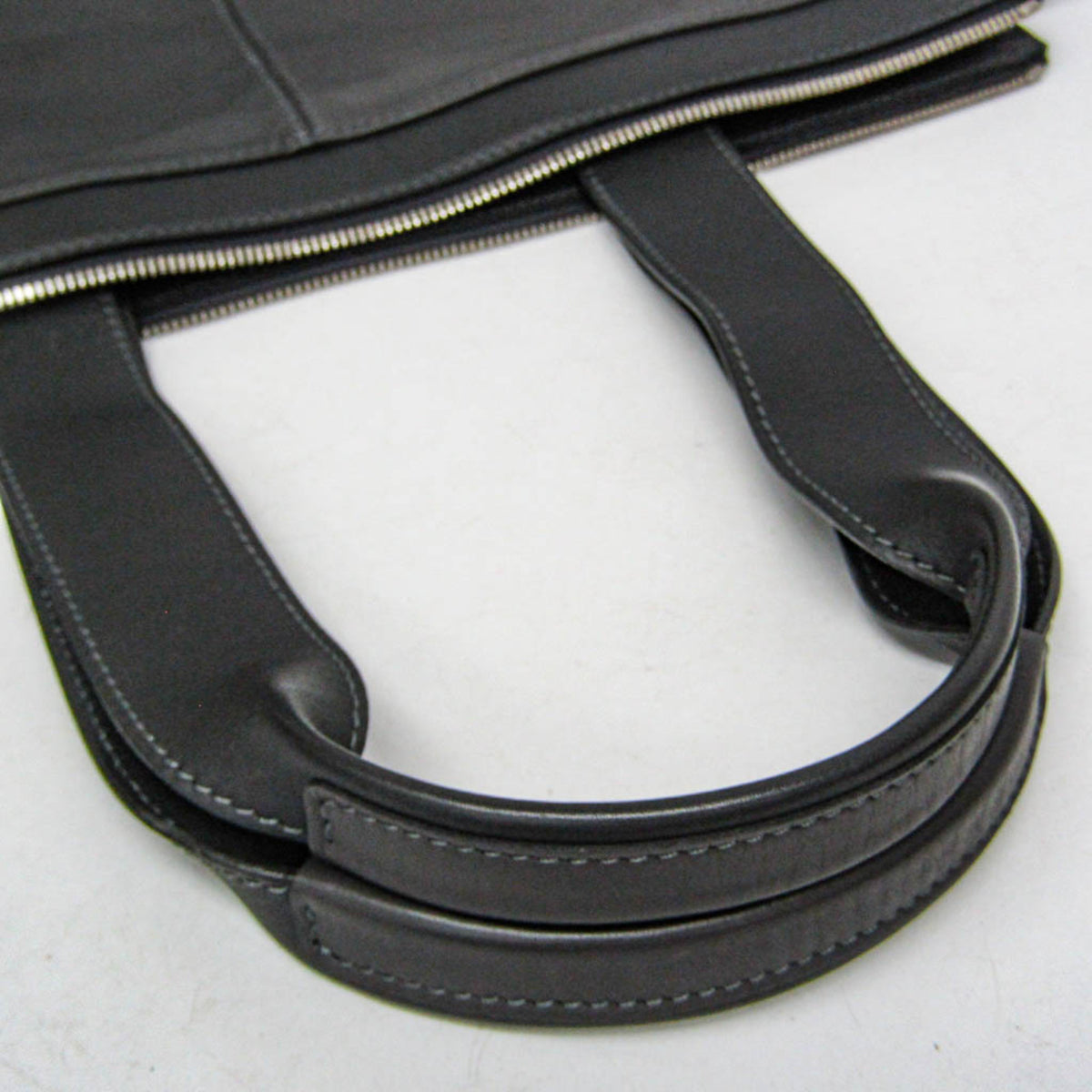 Louis Vuitton V Line Move Gaston Leather, Gray, Leather, Handbag