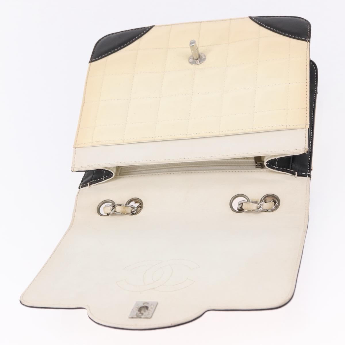 Chanel Vintage Chocolate Bar CC Flap Patent leather, Beige, Patent Leather, Shoulder Bag