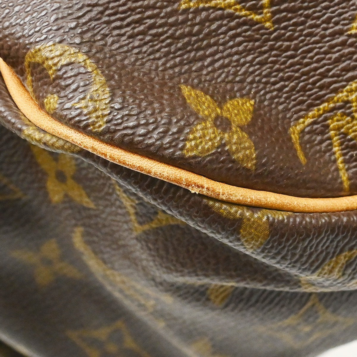 Louis Vuitton Saumur Monogram Canvas, Brown, Canvas, Shoulder Bag
