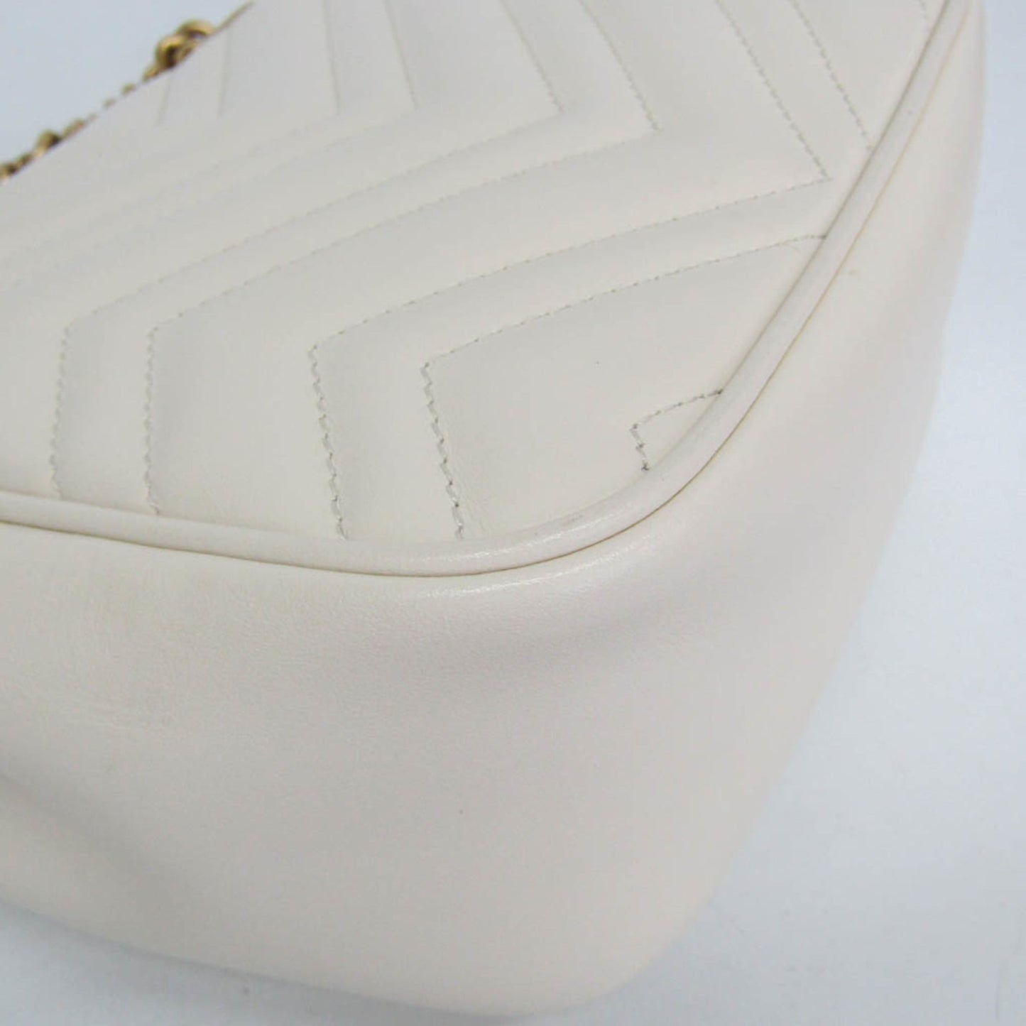 Gucci GG Marmont Square Flap Matelasse Leather, White, Leather, Shoulder Bag