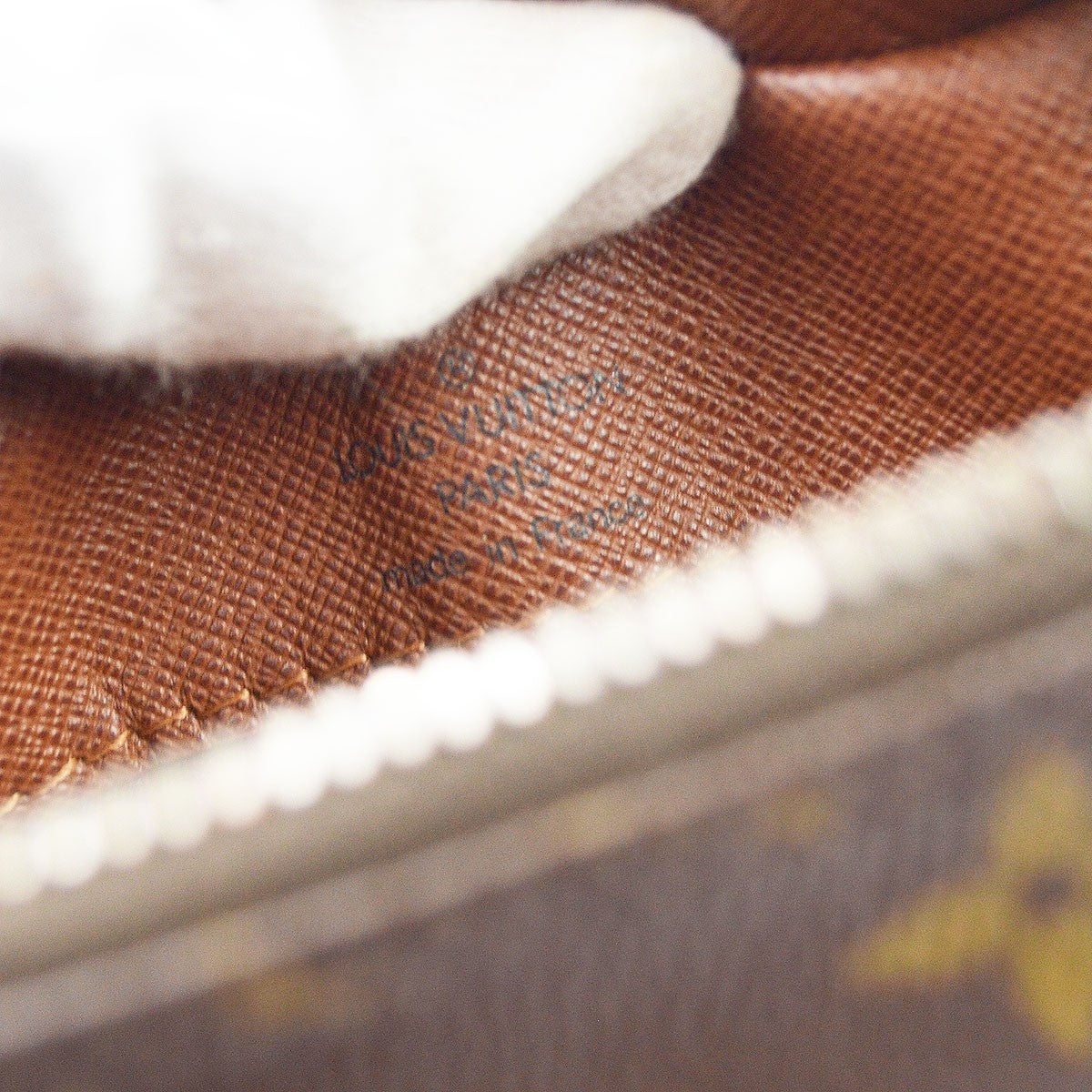 Louis Vuitton Nil Shoulder Bag Monogram Canvas, Brown, Canvas, Shoulder Bag