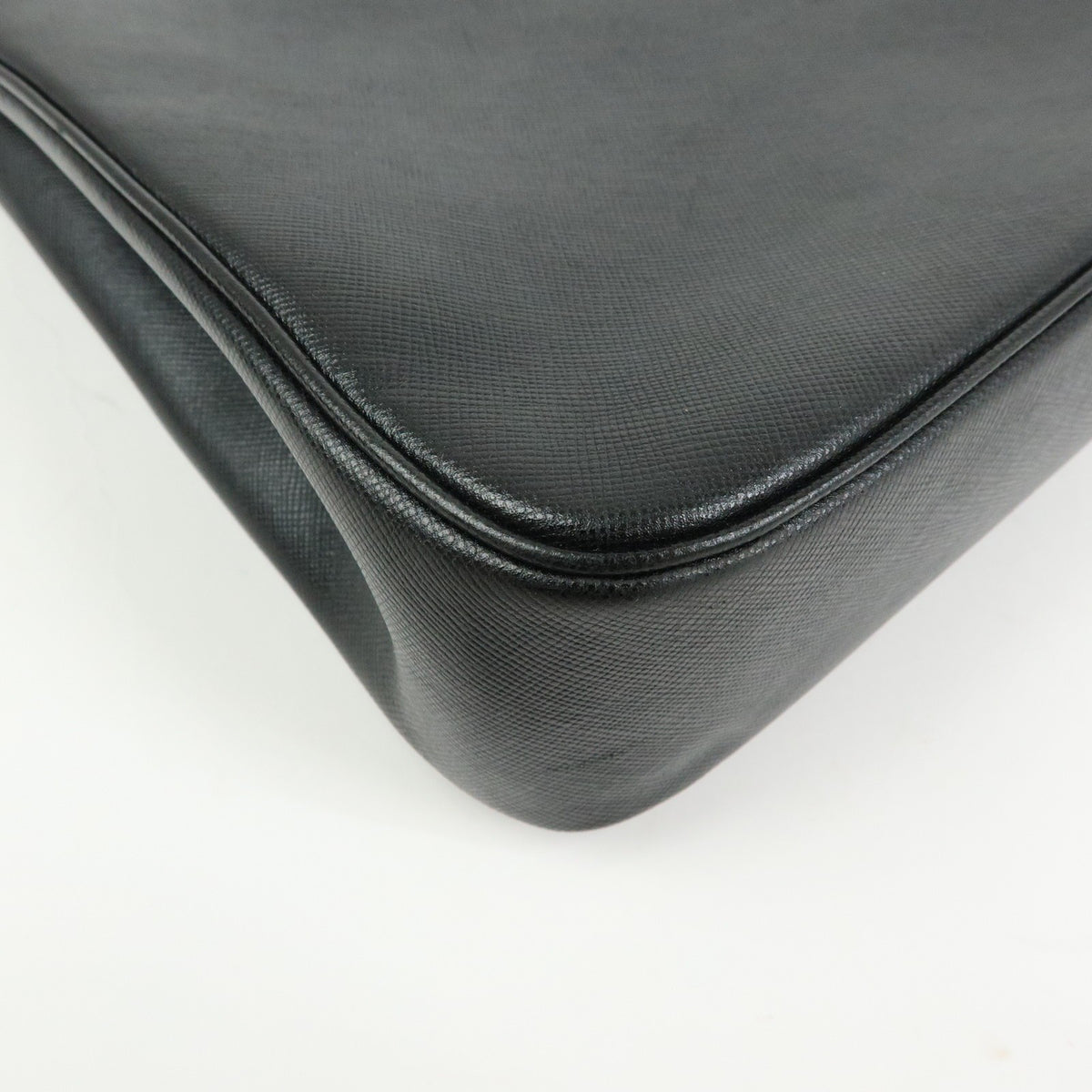 Salvatore Ferragamo Shoulder Bag Leather, Black, Leather, Shoulder Bag