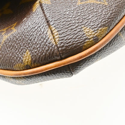 Louis Vuitton Musette Tango Monogram Canvas, Brown, Canvas, Shoulder Bag