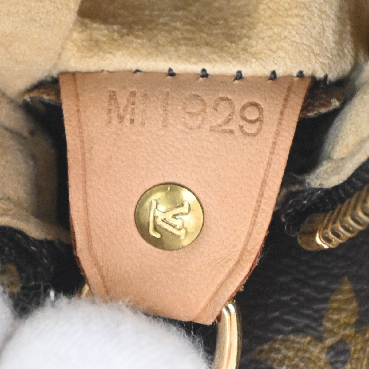 Louis Vuitton Looping Monogram Canvas, Brown, Canvas, Handbag