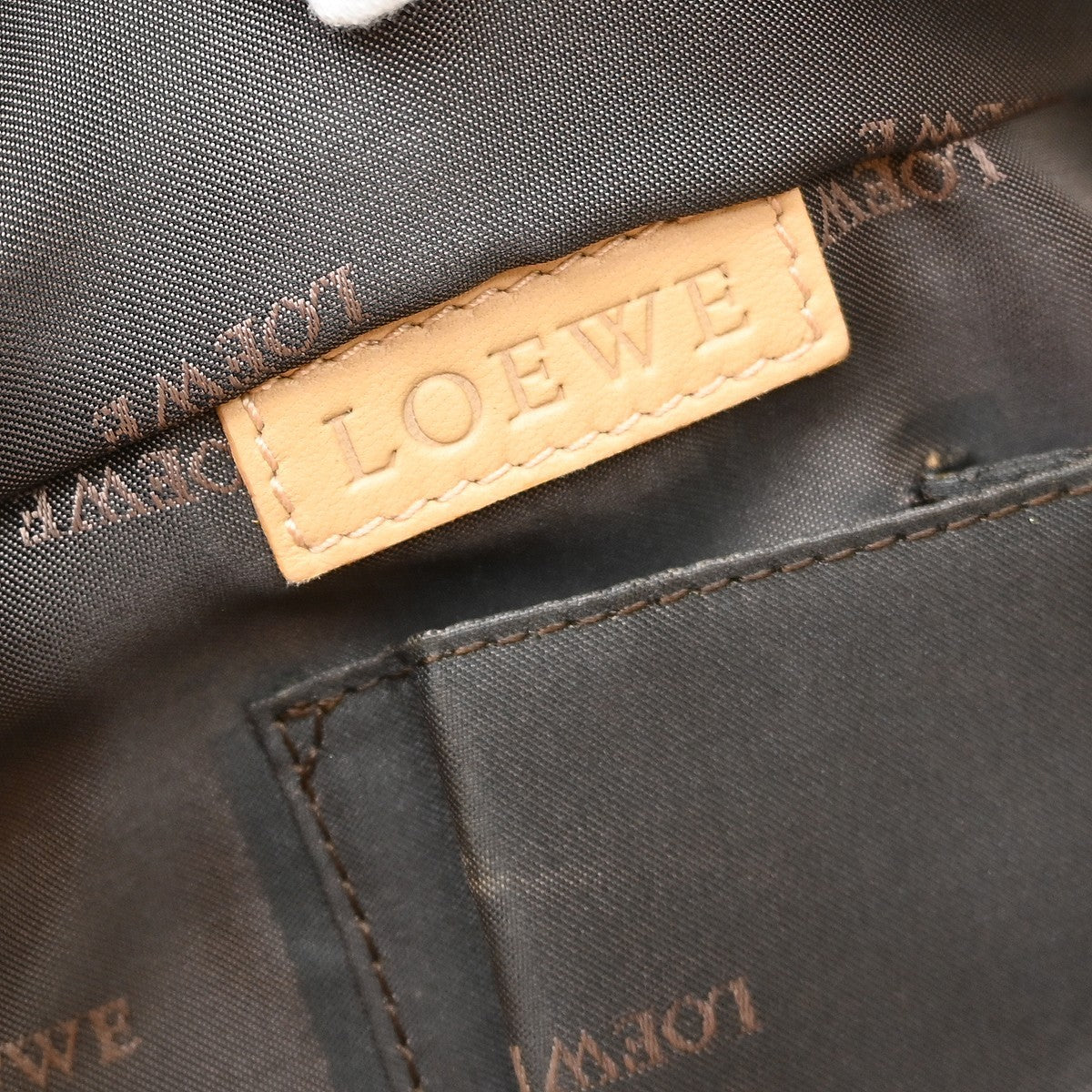 Loewe Anagram Logo Nappa Aire Hand Leather, Beige, Leather, Handbag