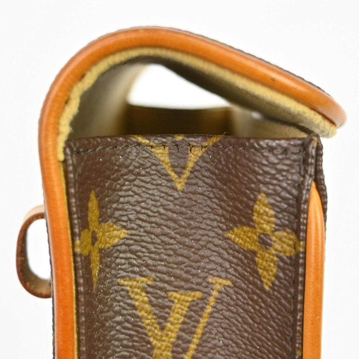 Louis Vuitton Florentine Canvas, Brown, Canvas, Clutch