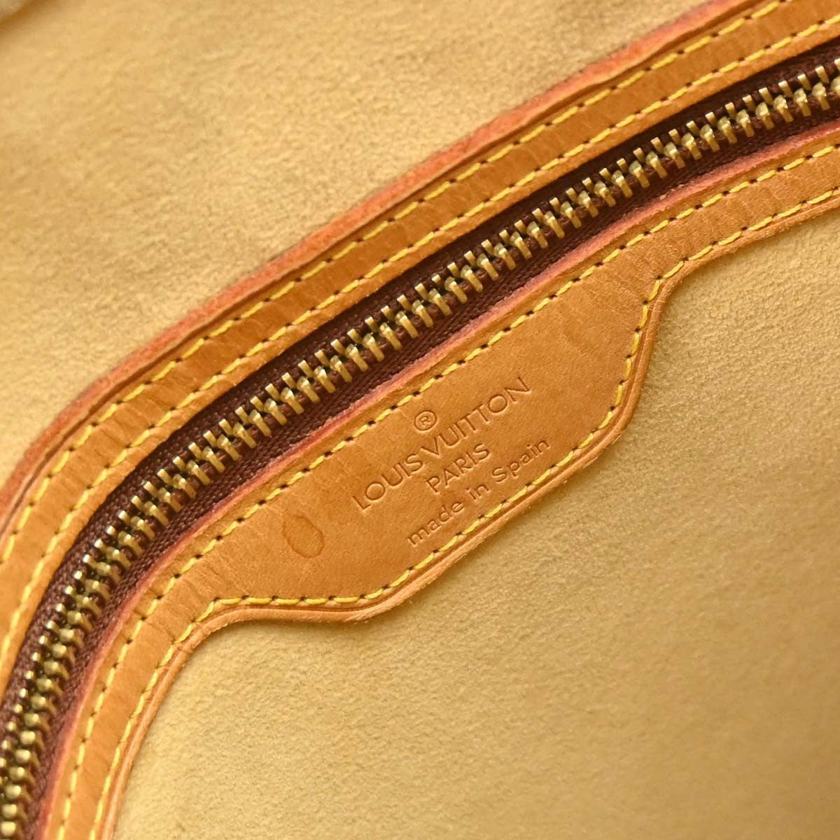 Louis Vuitton Monogram Looping Monogram Canvas, Brown, Canvas, Shoulder Bag