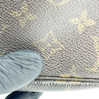 Louis Vuitton Louis Vuitton Monogramme Pochette Monogramme Canvas, Brown, Canvas, Clutch