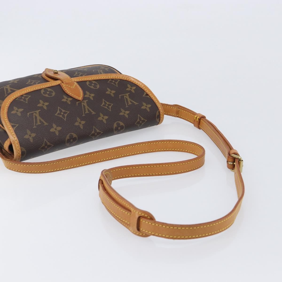 Louis Vuitton Sac Gibeciere Messenger Monogram Canvas, Brown, Canvas, Shoulder Bag