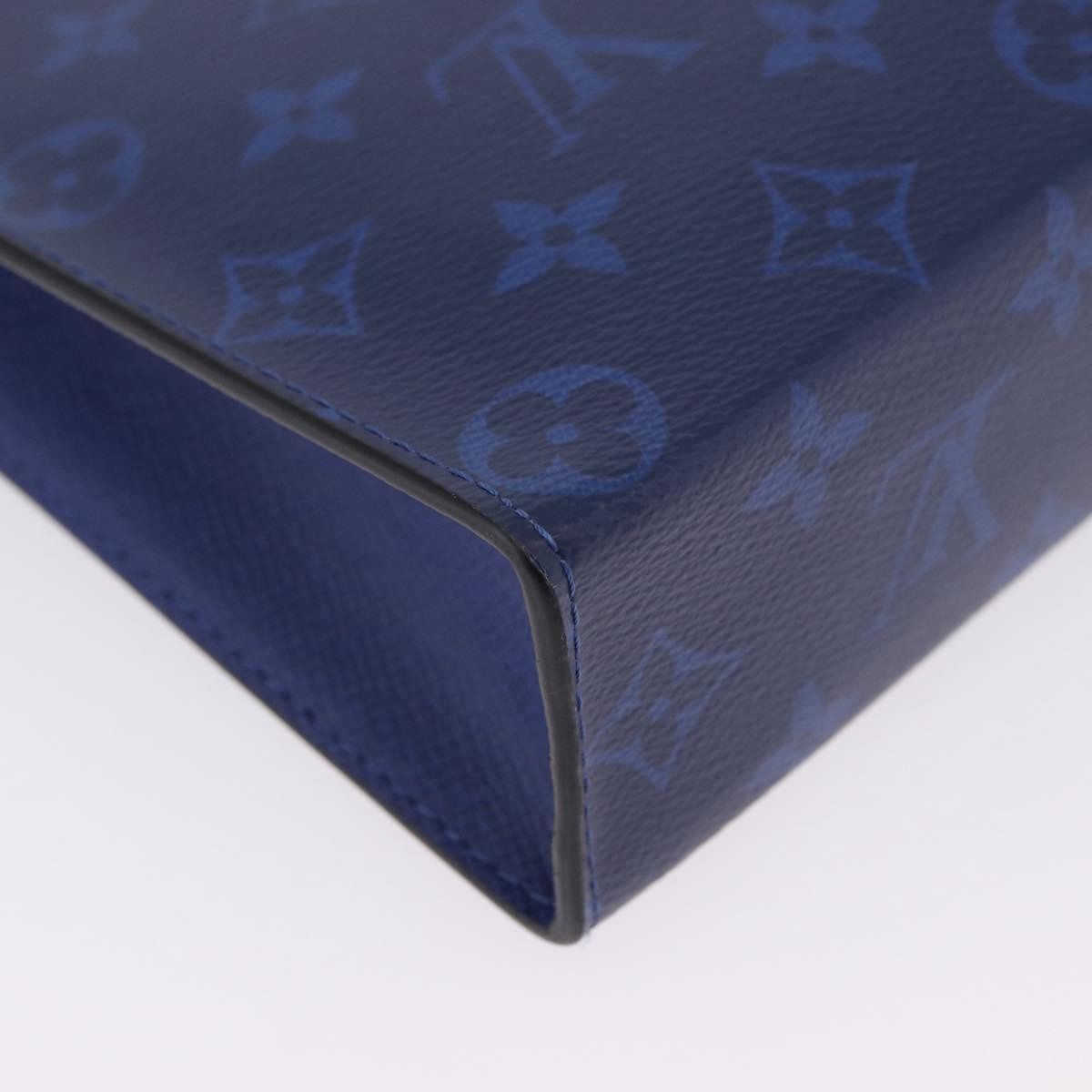 Louis Vuitton Pochette Voyage Monogram Taigarama, Blue, Leather, Clutch