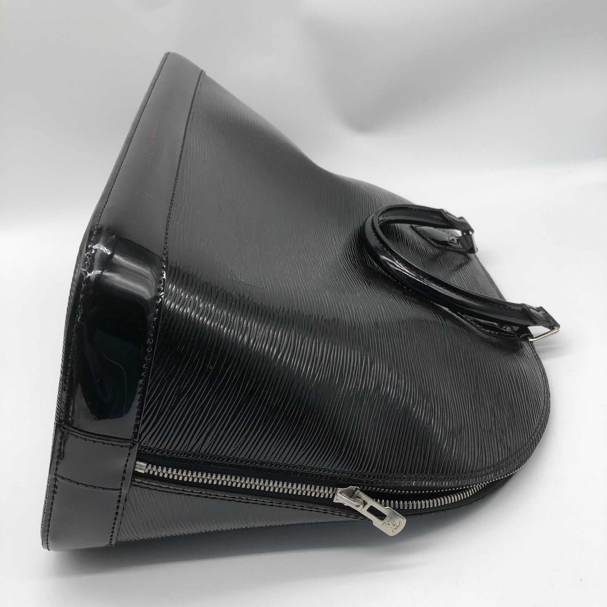 Louis Vuitton Alma Epi, Black, Leather, Handbag