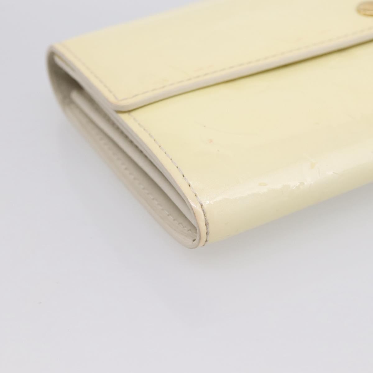 Louis Vuitton Vintage Sarah Monogram Vernis, Beige, Patent Leather, Wallet