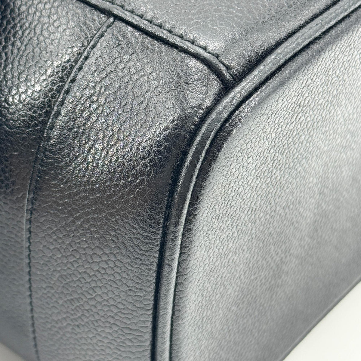 Chanel Vintage Timeless Cosmetic Case Caviar, Black, Leather, Clutch