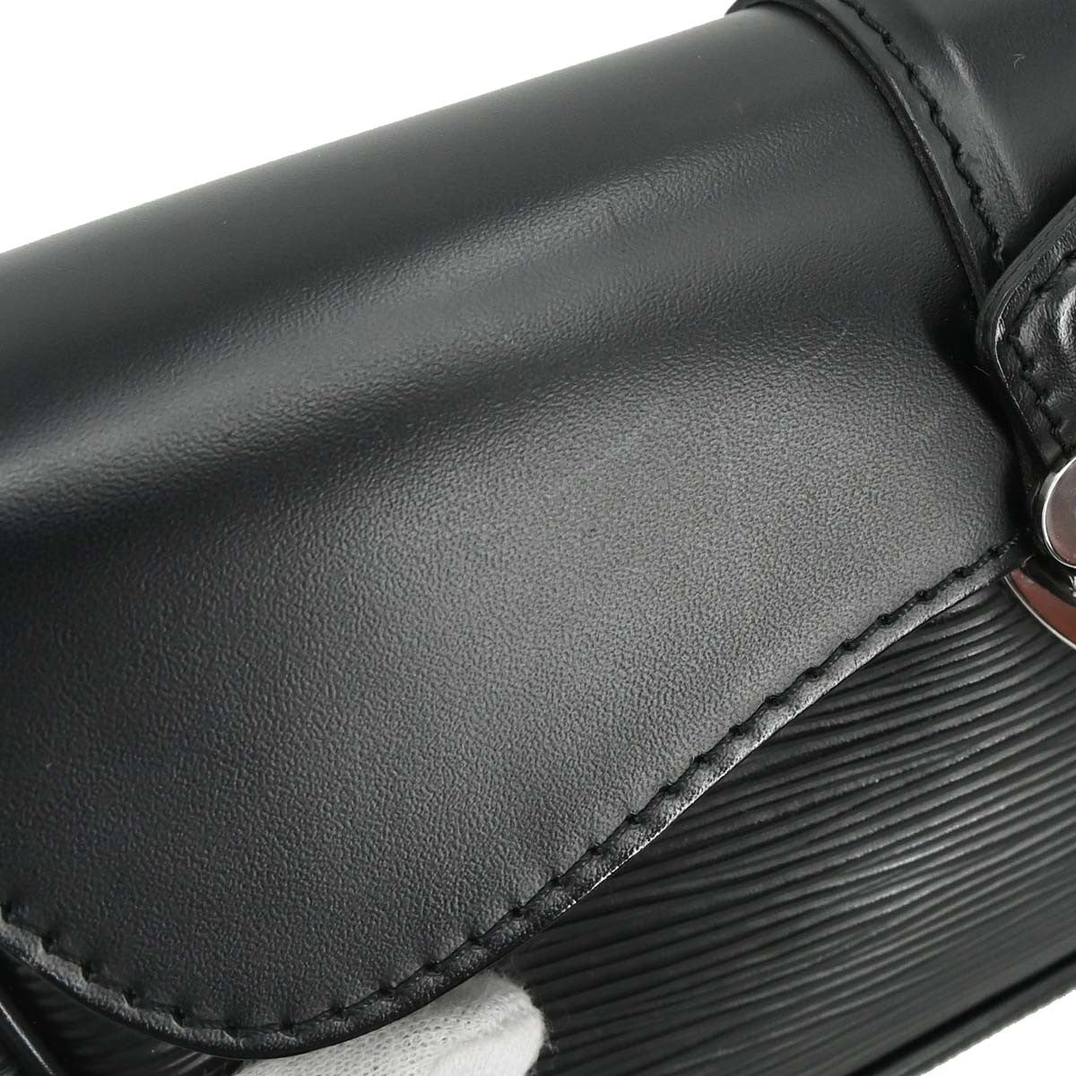 Louis Vuitton Montaigne Epi, Black, Leather, Handbag