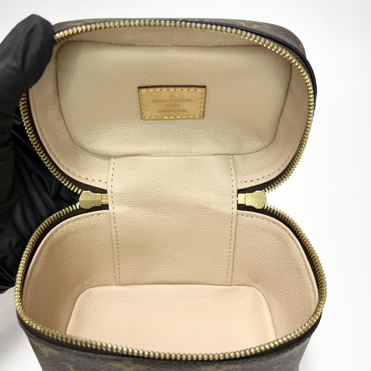 Louis Vuitton Nice Vanity Case Monogram Canvas, Brown, Canvas, Handbag