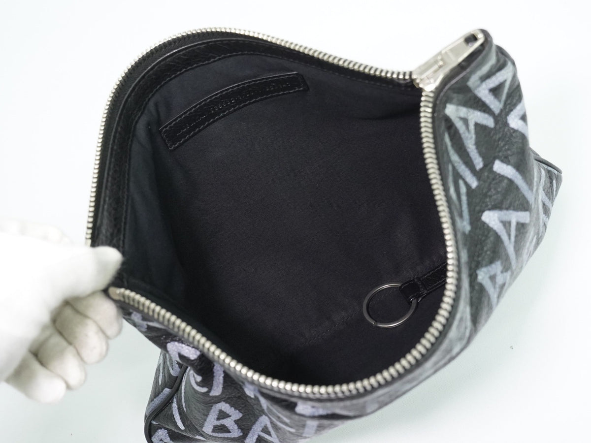 Balenciaga Graffiti Leather, Black, Leather, Clutch