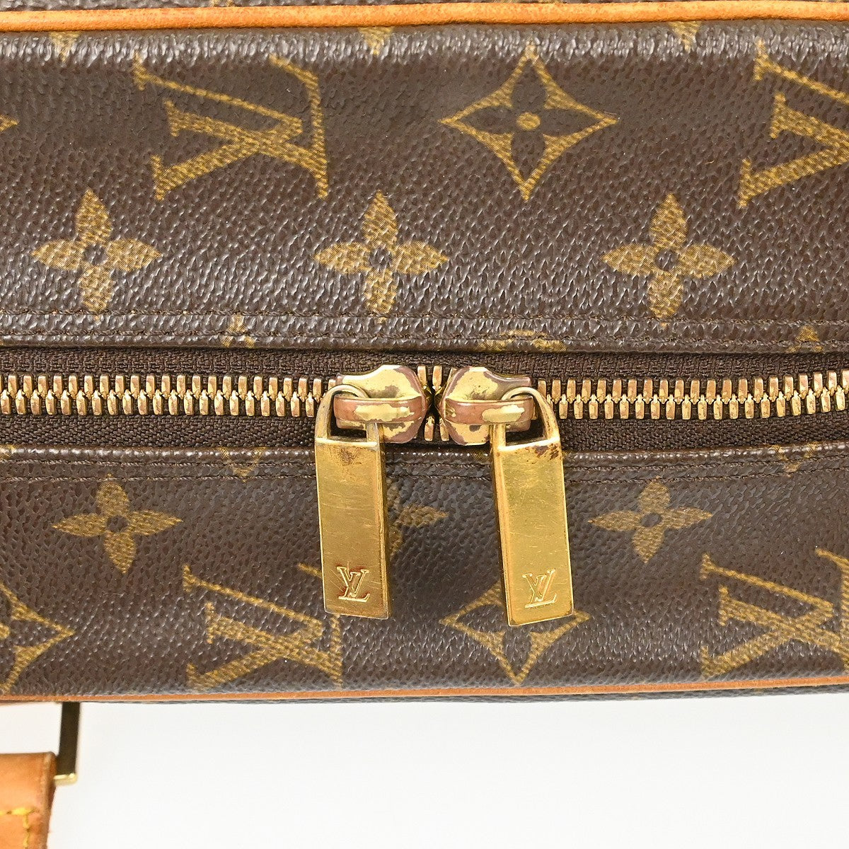Louis Vuitton Cite Monogram Canvas, Brown, Canvas, Shoulder Bag