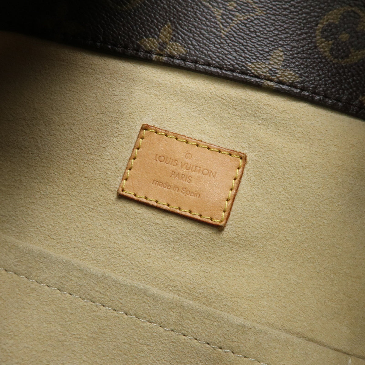 Louis Vuitton Artsy Monogram Canvas, Brown, Canvas, Handbag