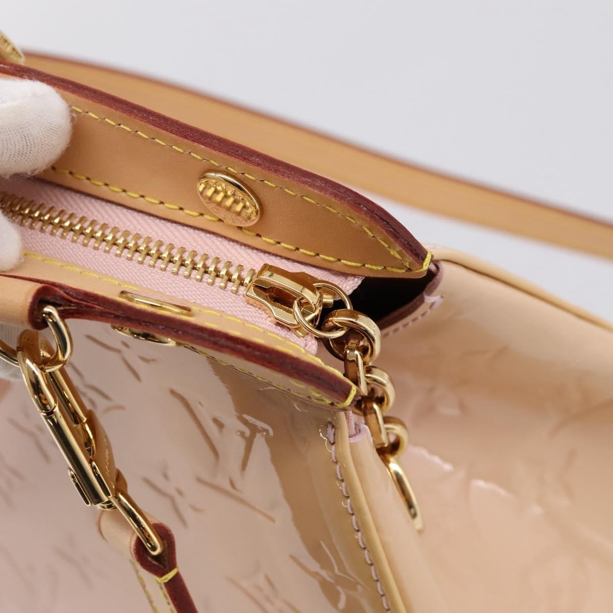 Louis Vuitton Blair Monogram Vernis, Pink, Patent Leather, Handbag