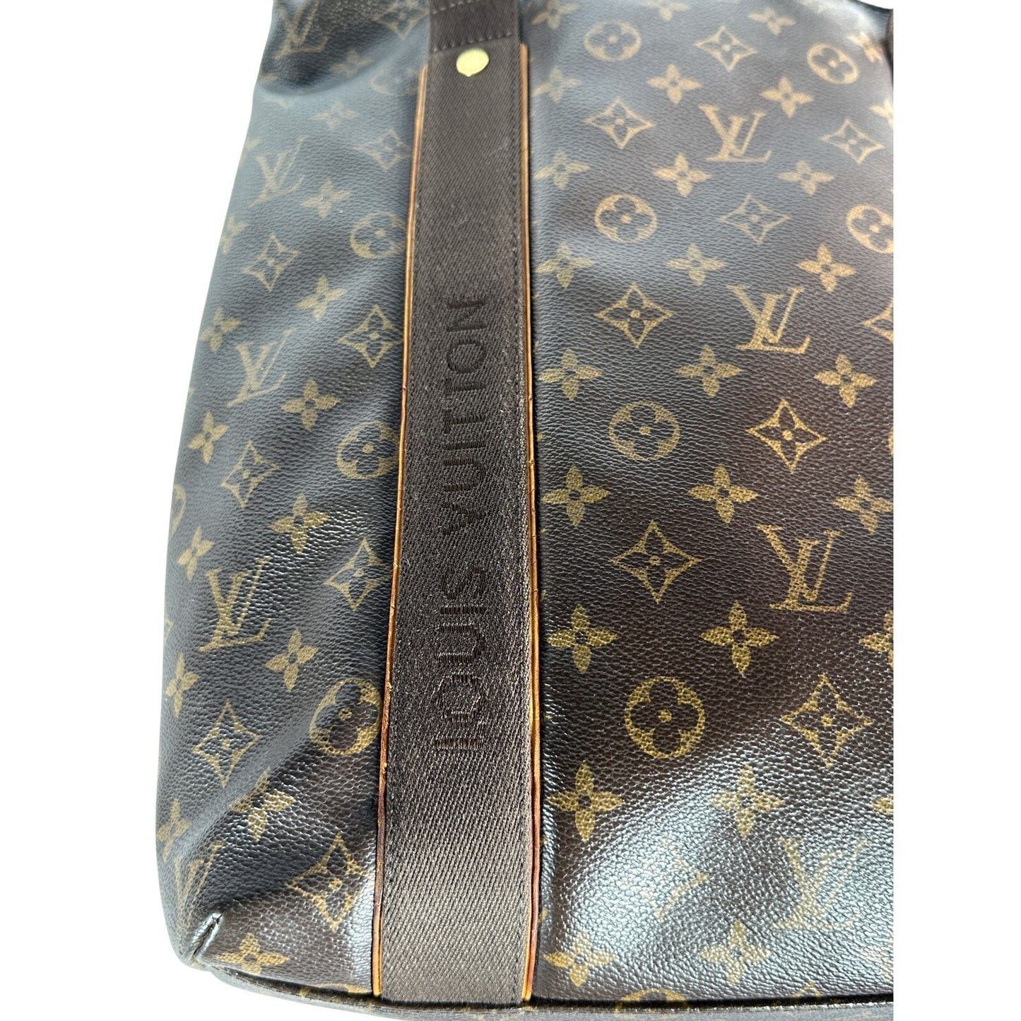 Louis Vuitton Beaubourg Tote