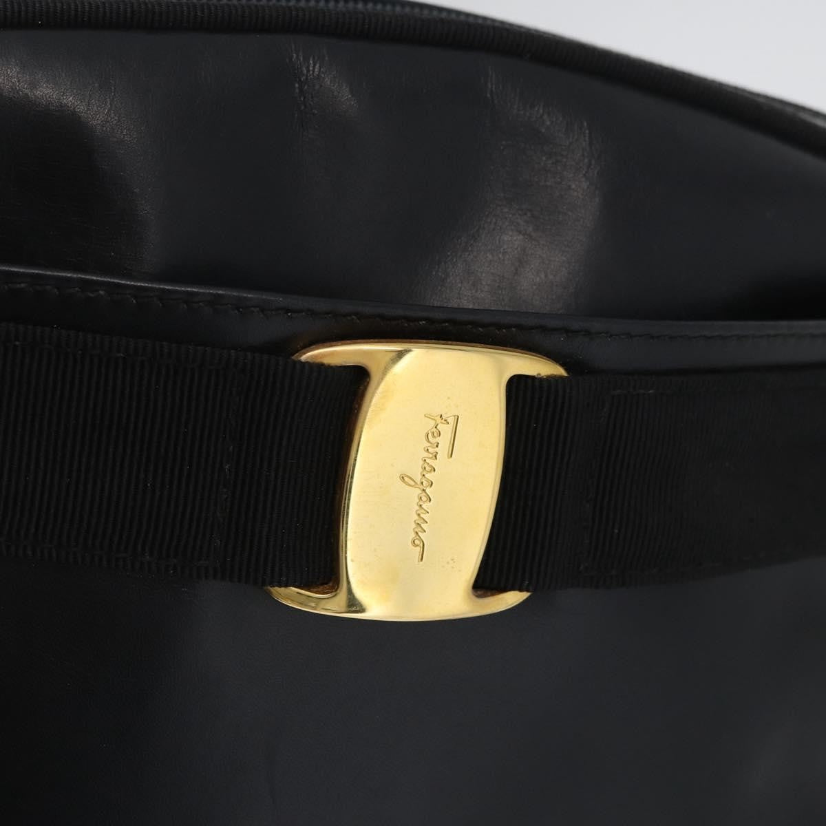 Salvatore Ferragamo Vara Bow camera Leather, Black, Leather, Shoulder Bag