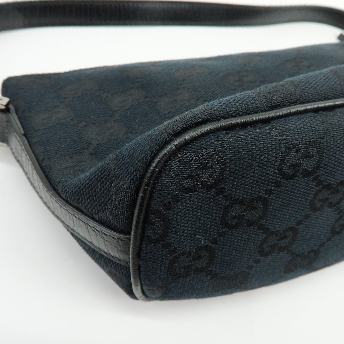 Gucci Boat Pochette GG Denim, Black, Canvas, Clutch