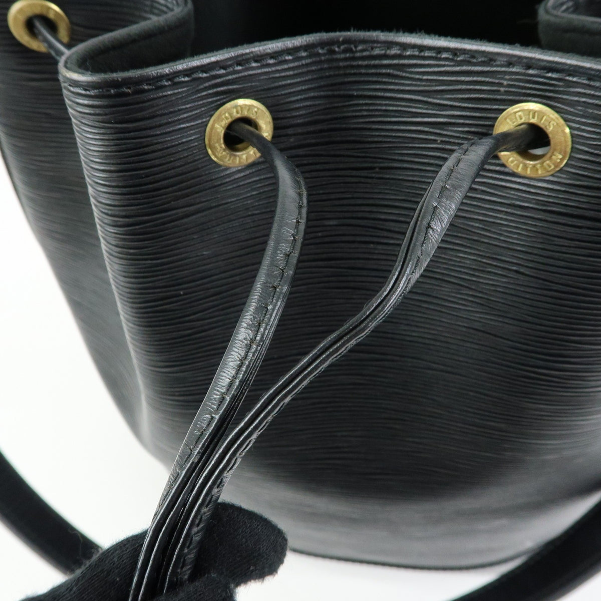 Louis Vuitton Noe Epi Leather, Black, Leather, Shoulder Bag
