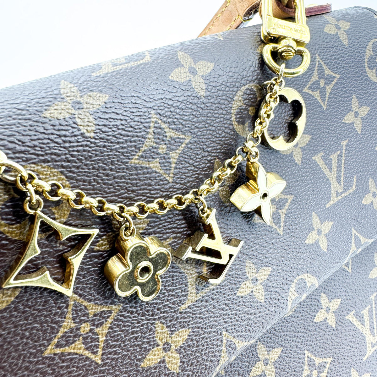 Louis Vuitton Cluny Top Handle Monogram Canvas, Brown, Canvas, Handbag
