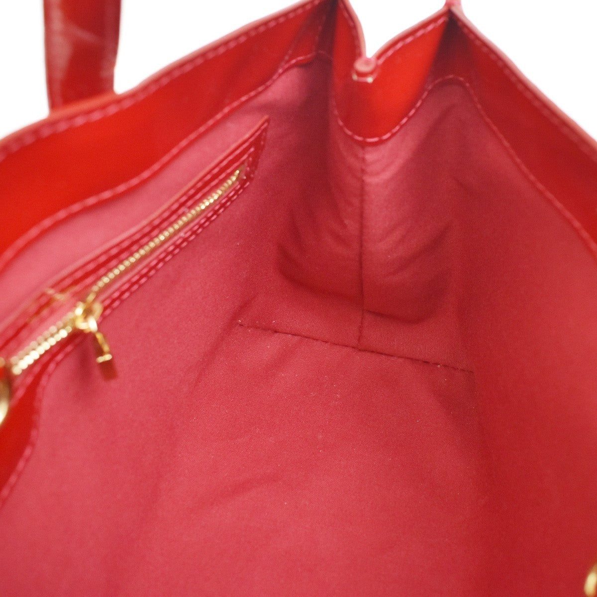 Louis Vuitton Wilshire Monogram Vernis, Red, Patent Leather, Handbag