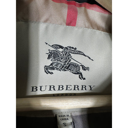 Пуховик Burberry