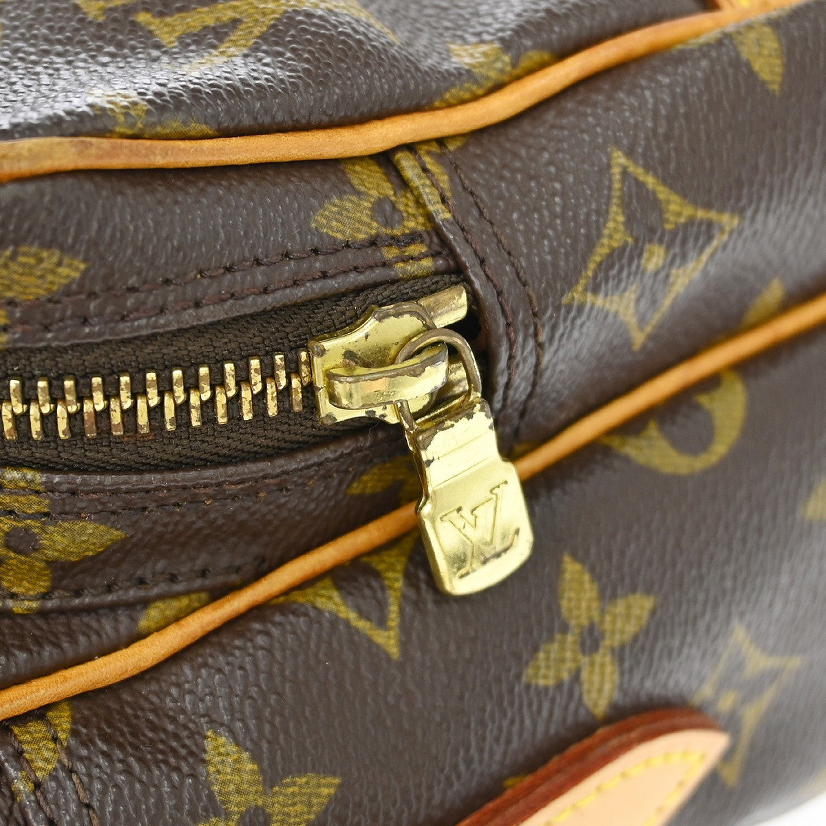 Louis Vuitton Nil Messenger Monogram Canvas, Brown, Canvas, Shoulder Bag
